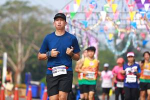 BIB: 47545
                            <button type="button" onclick="openModal(9920622)" class="btn btn-primary btn-sm float-right btn-popup" data-toggle="modal" data-target=".modal-high-quality">
                        <i class="fas fa-shopping-cart"></i> Add to Cart
                    </button>
                                            <button type="button" onclick="isThisMe(9920622, true)" class="btn btn-success btn-sm float-right btn-popup btn-isme hidden" data-toggle="tooltip" data-placement="bottom" title="นี่คือรูปของคุณใช่ไหม คลิกที่นี่เพื่อเอาเข้าอัลบั้ม">
                        <i class="fas fa-plus"></i> Add to album
                    </button>
                    <button type="button" onclick="isThisMe(9920622, false)" class="btn btn-warning btn-sm float-right btn-popup btn-isnotme hidden">
                        <i class="fas fa-ban"></i> Remove from album
                    </button>